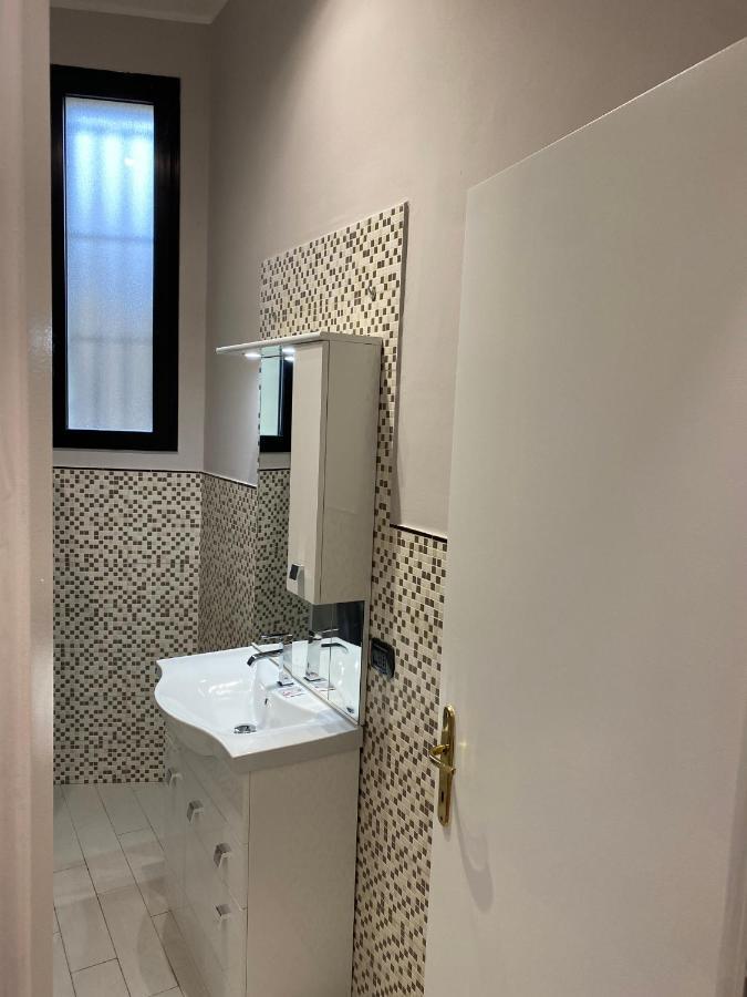 Cozzi Apartment Milan Exterior photo